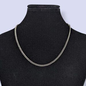 V. Dainty Textured Cuban Chain